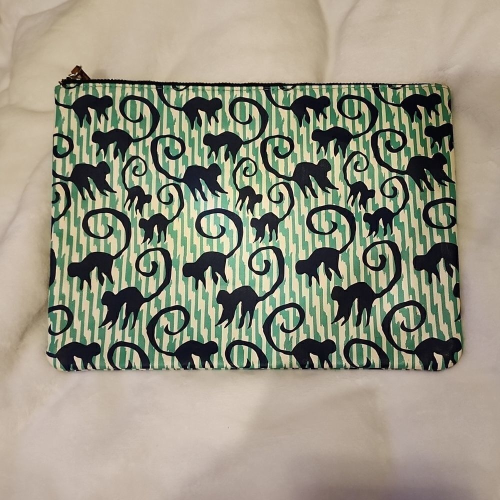 Stella & Dot all in one monkey pouch clutch